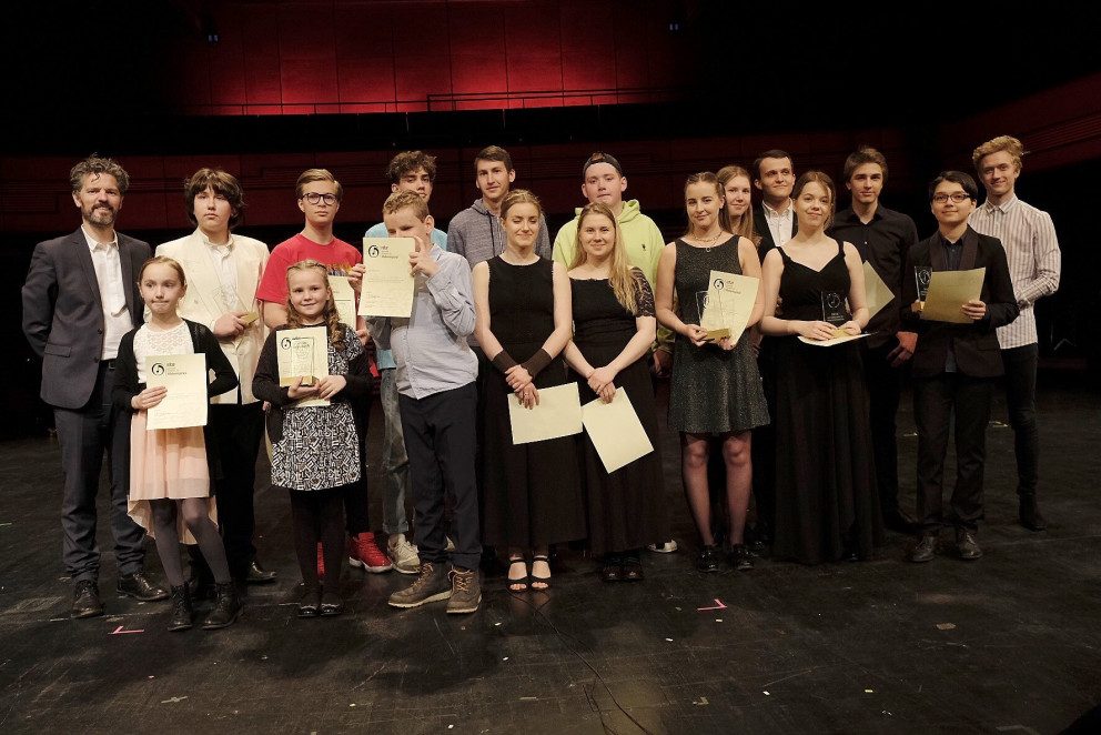 10 atriði fengu viðurkenningar