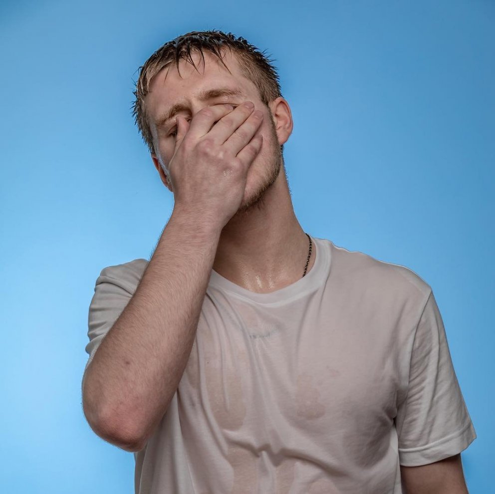 Anton Líni byrjar árið með nýju lagi