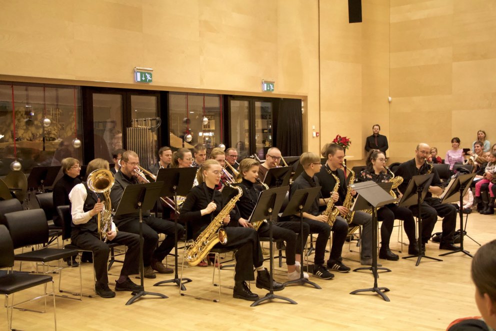 Vel heppnaðir jólatónleikar blásarasveita