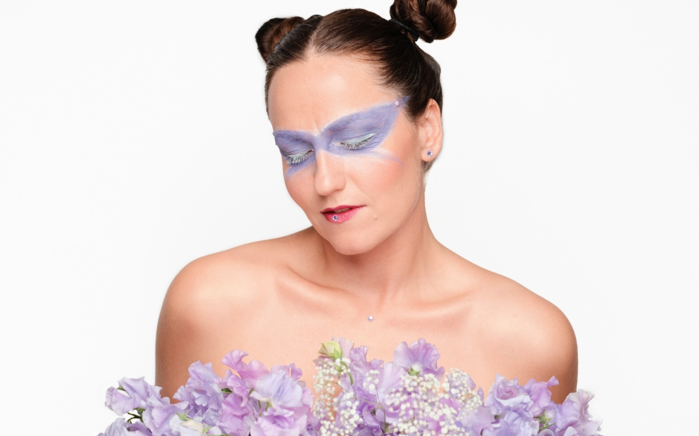 DIANA OG TÓLF TÓNA KORTÉRIÐ