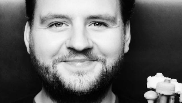 Tólf Tóna Kortérið - Emil