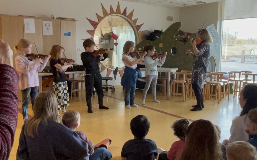 TÓNLEIKAVOR Í SKÓLUM