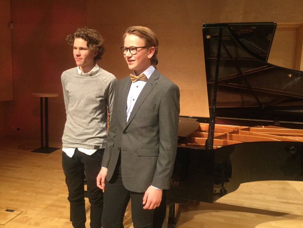 Björn Helgi og Eysteinn Ísidór komnir í aðra umferð EPTA píanókeppninnar.