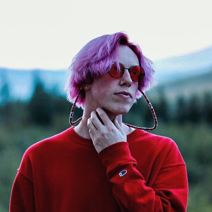 Stefán Elí ferðast til stjarna í nýrri smáskífu