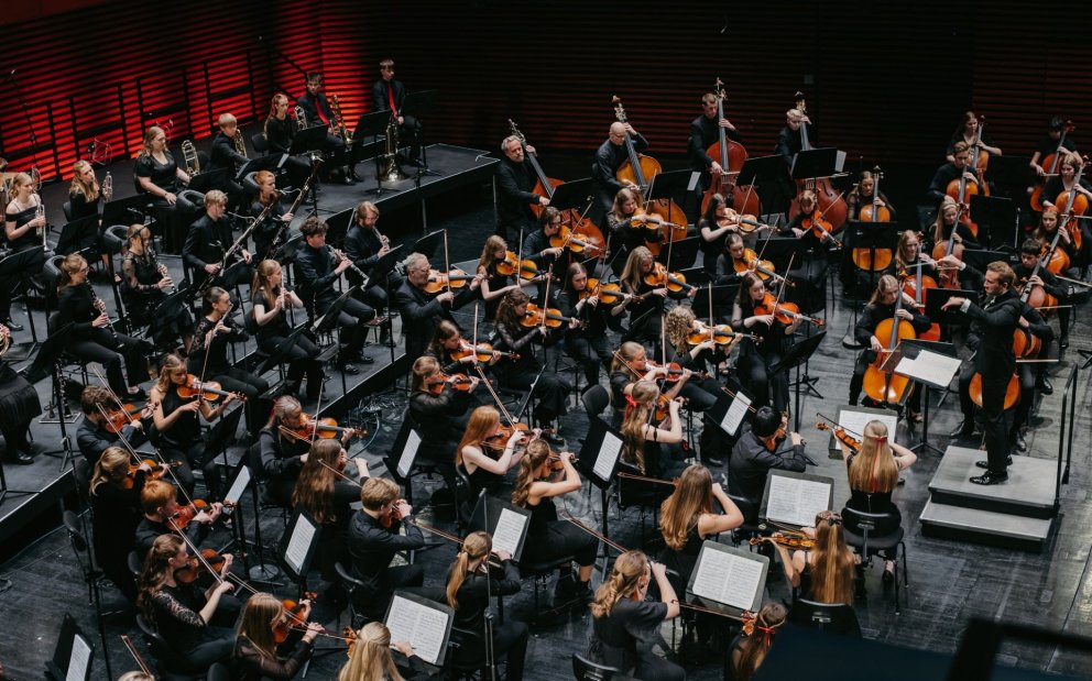 Tónak nemendur með Ungsveit SÍ